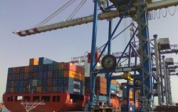 Казахстан заинтересован в транспортировке углеводородов через украинские порты