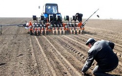 В Ивано-Франковской области аграрии приступили к весенне-полевым работам